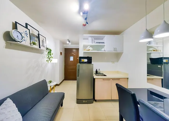 Citispace 1br Condotel At Ridgewood Towers Near Bgc Airport #rw03b *