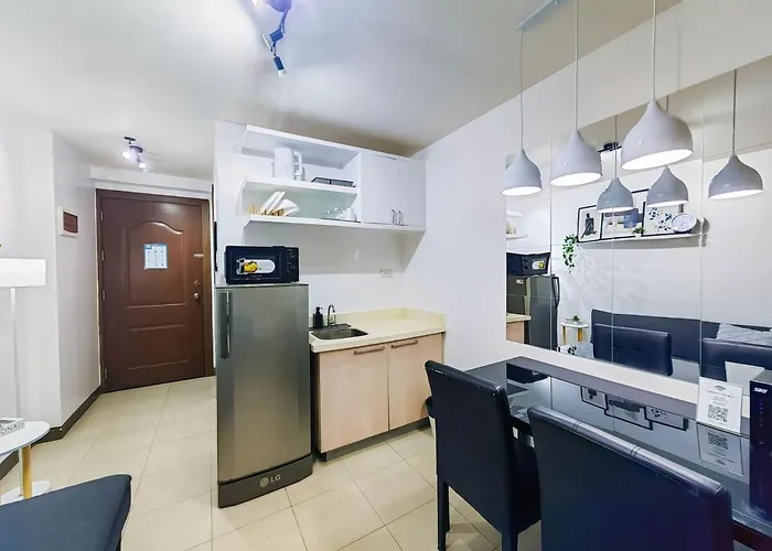 Citispace 1br Condotel At Ridgewood Towers Near Bgc Airport #rw03b